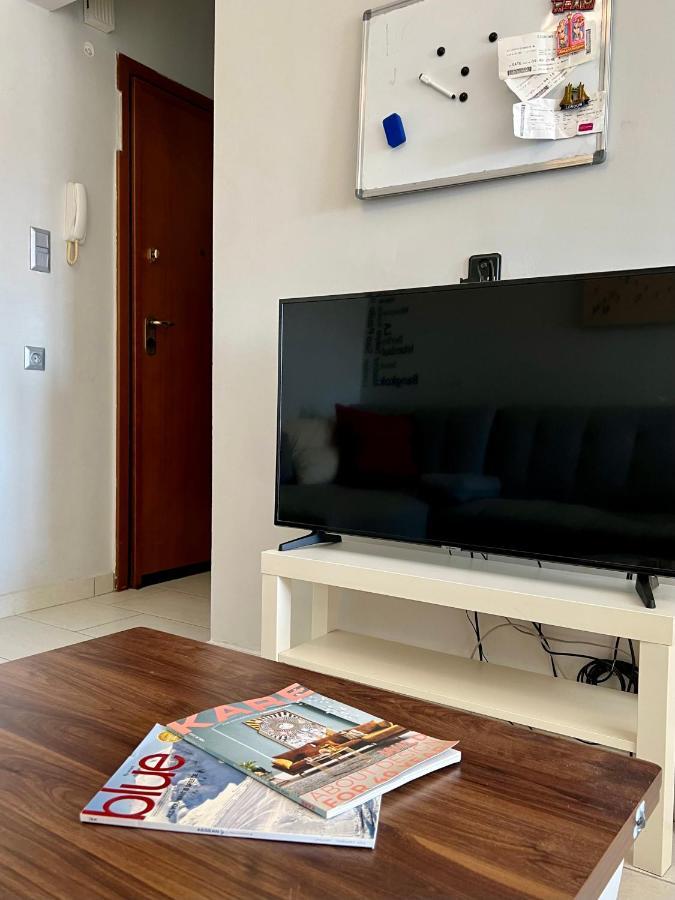 City Center/Navarinou Modern Apt. With Queen Bed Солун Екстериор снимка